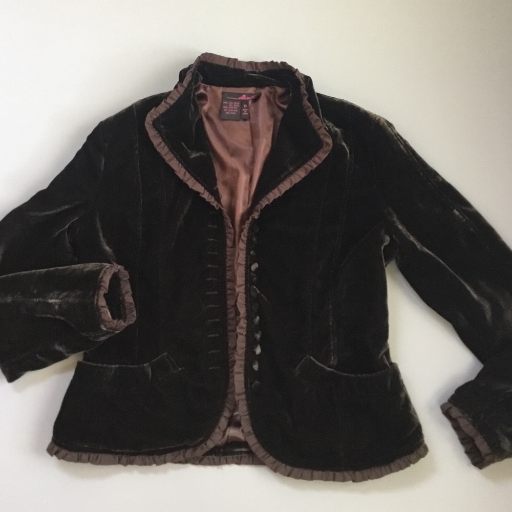 Willi Smith Brown Velvet Blazer with Ruffle Trim